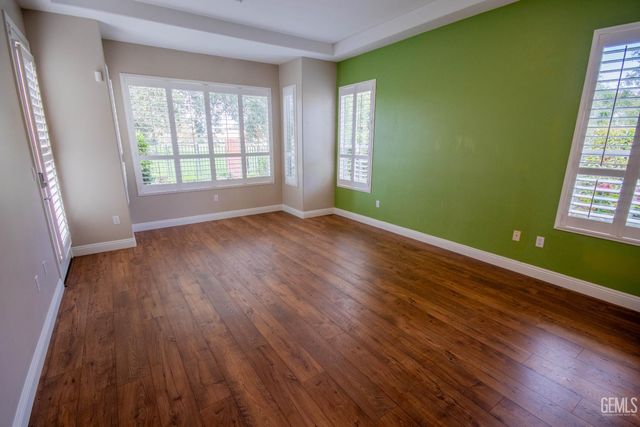 3223 Peace Rose Street, Bakersfield, CA 93311