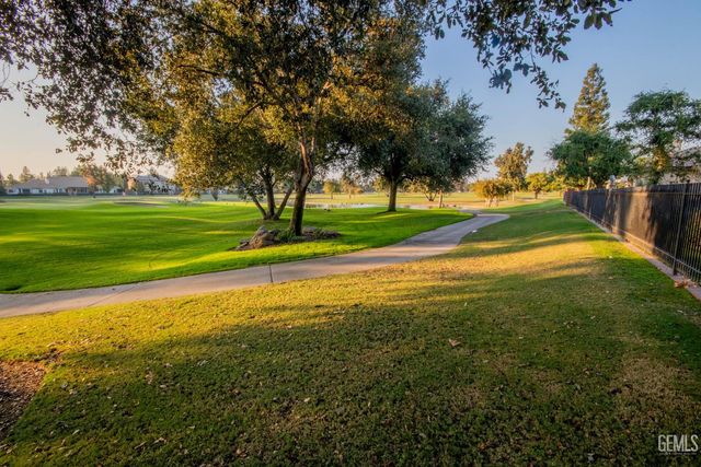 3223 Peace Rose Street, Bakersfield, CA 93311