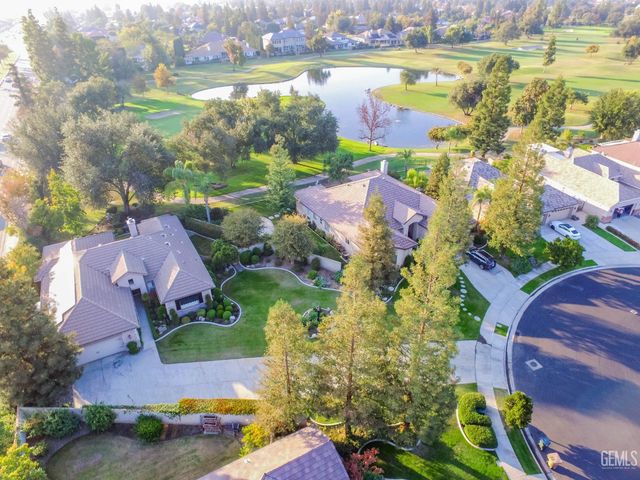 3223 Peace Rose Street, Bakersfield, CA 93311