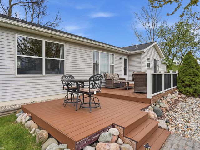 4673 Smiths Creek Road, Kimball Twp, MI 48074