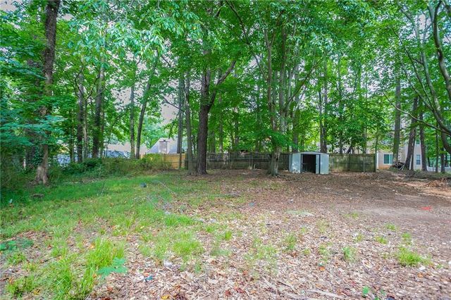 4696 Rockbridge Road, Stone Mountain, GA 30083