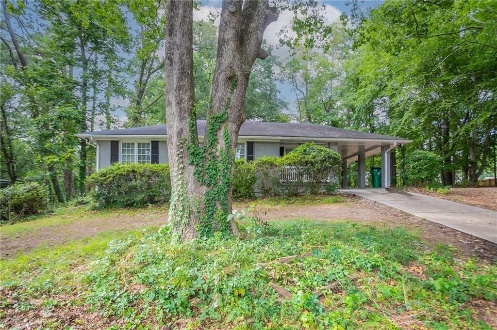 4696 Rockbridge Road, Stone Mountain, GA 30083