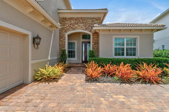 9019 SW Terzi Way, Port St. Lucie, FL 34987