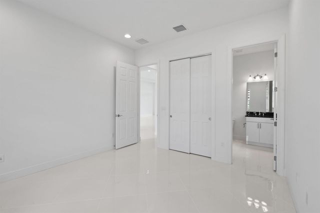 9019 SW Terzi Way, Port St. Lucie, FL 34987