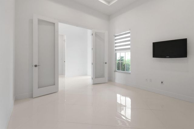 9019 SW Terzi Way, Port St. Lucie, FL 34987