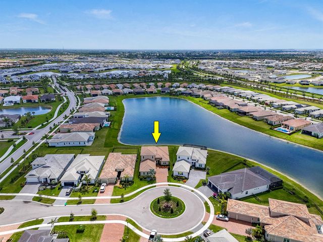9019 SW Terzi Way, Port St. Lucie, FL 34987