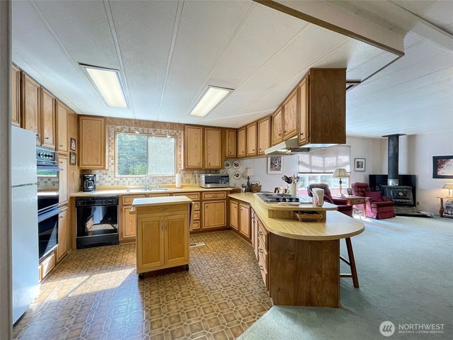 121 Ivy Lane, Port Angeles, WA 98362