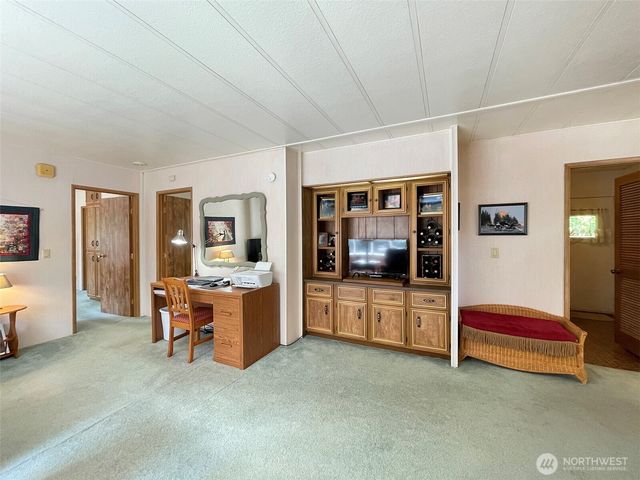121 Ivy Lane, Port Angeles, WA 98362