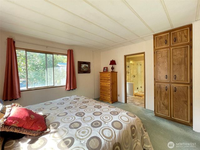121 Ivy Lane, Port Angeles, WA 98362