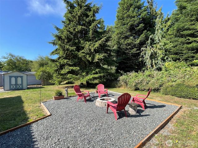 121 Ivy Lane, Port Angeles, WA 98362