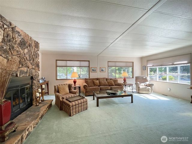 121 Ivy Lane, Port Angeles, WA 98362