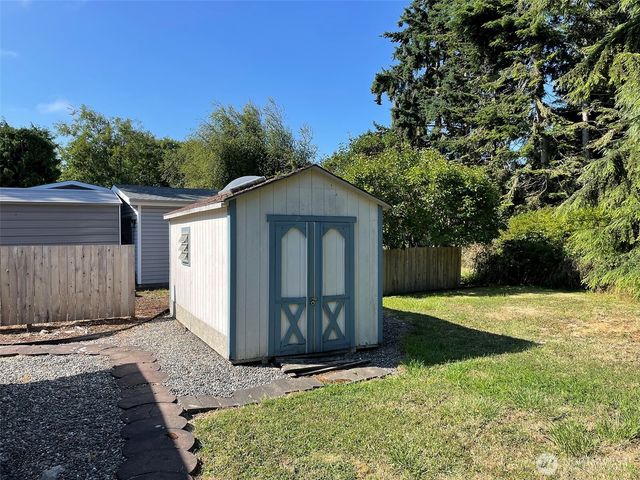 121 Ivy Lane, Port Angeles, WA 98362