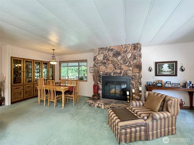 121 Ivy Lane, Port Angeles, WA 98362