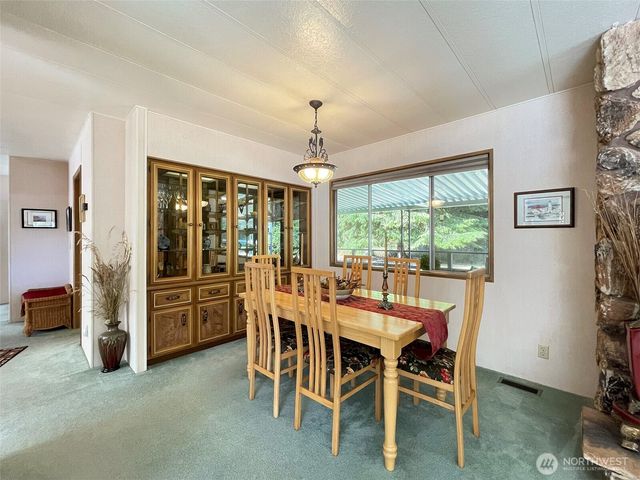 121 Ivy Lane, Port Angeles, WA 98362
