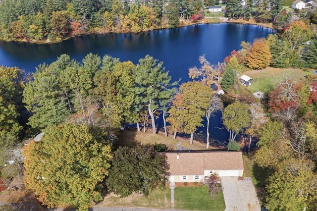 21 Vernon St, Oxford, MA 01540