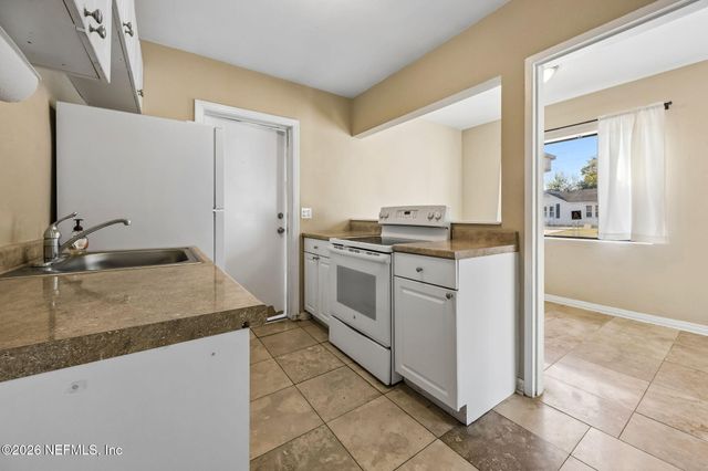 4567 PALMER Avenue, Jacksonville, FL 32210