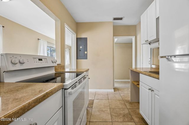 4567 PALMER Avenue, Jacksonville, FL 32210