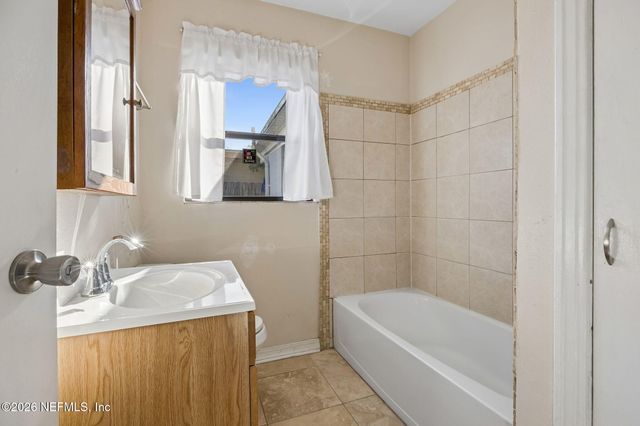 4567 PALMER Avenue, Jacksonville, FL 32210