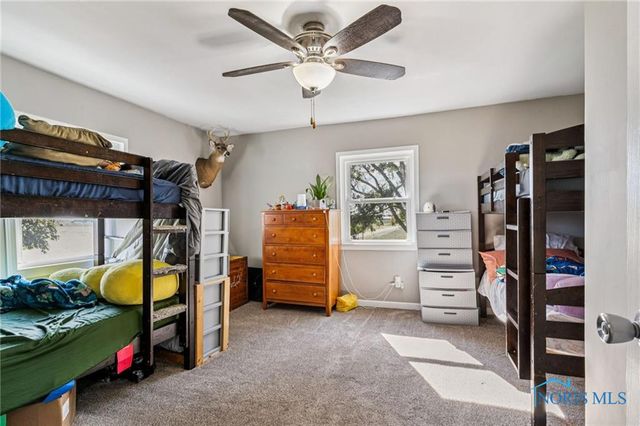 11255 W County Road 18, Fostoria, OH 44830