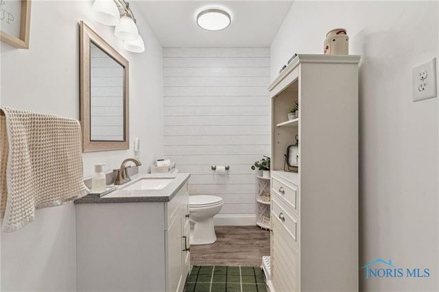 11255 W County Road 18, Fostoria, OH 44830