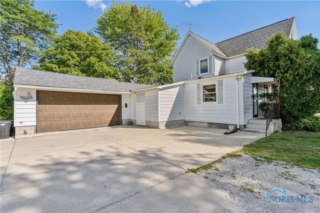 11255 W County Road 18, Fostoria, OH 44830