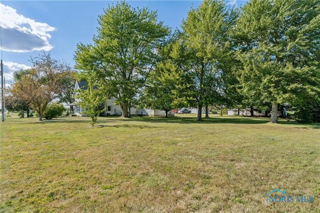 11255 W County Road 18, Fostoria, OH 44830