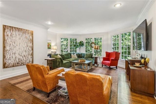 935 Glenbrook Drive NW, Atlanta, GA 30318