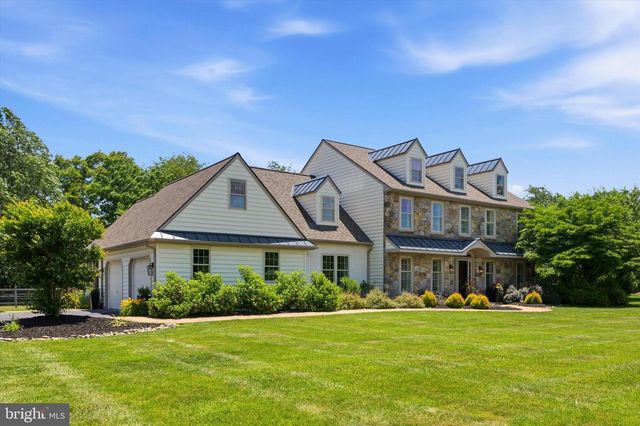 103 RAINTREE LN, Lincoln University, PA 19352