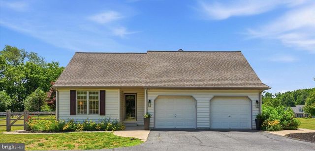 103 RAINTREE LN, Lincoln University, PA 19352