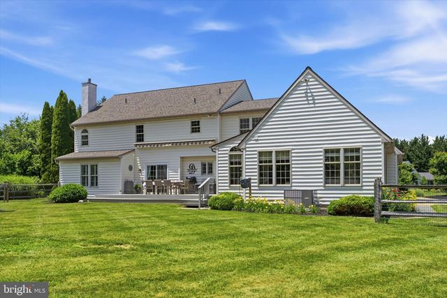 103 RAINTREE LN, Lincoln University, PA 19352