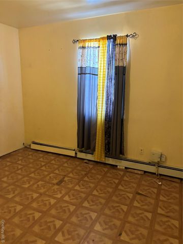 52 1st Avenue, Bay Shore, NY 11706