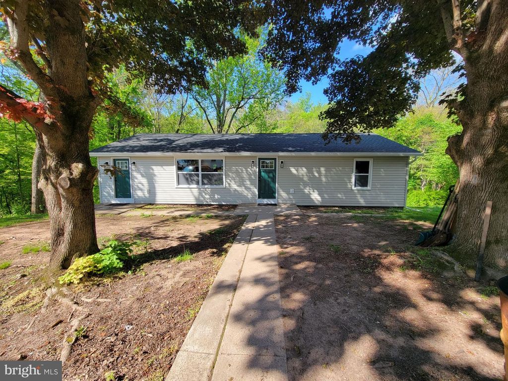 1341 LYTER RD, Dauphin, PA 17018