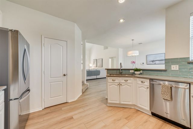 7602 Chadwick Court, Dallas, TX 75248