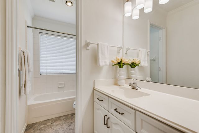 7602 Chadwick Court, Dallas, TX 75248