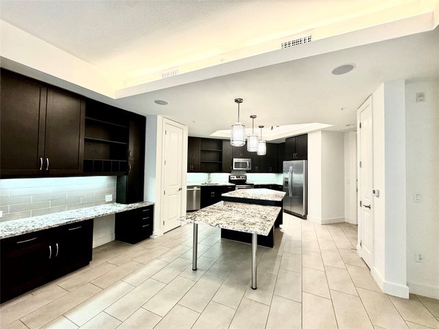 2303 Mid Ln Lane 745, Houston, TX 77027