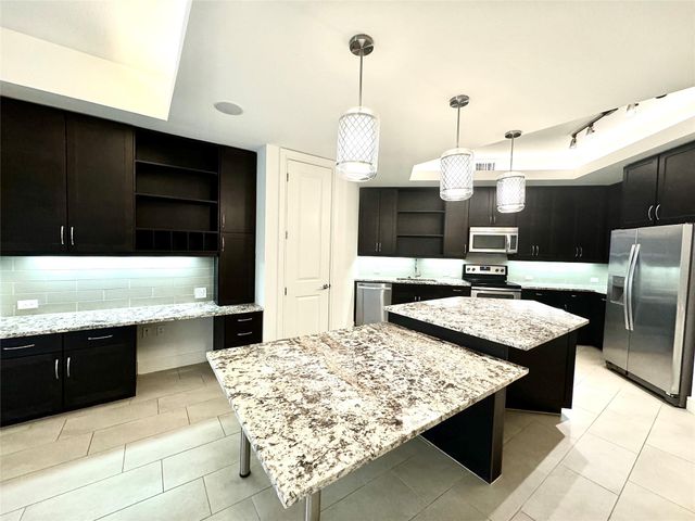 2303 Mid Ln Lane 745, Houston, TX 77027