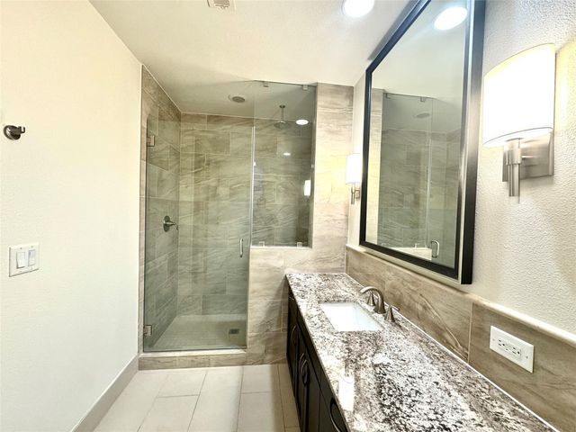 2303 Mid Ln Lane 745, Houston, TX 77027
