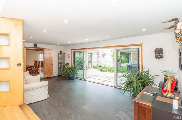 929 S Eagleson Avenue, Bloomington, IN 47401
