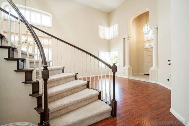 11718 Windcrest Ln, San Diego, CA 92128