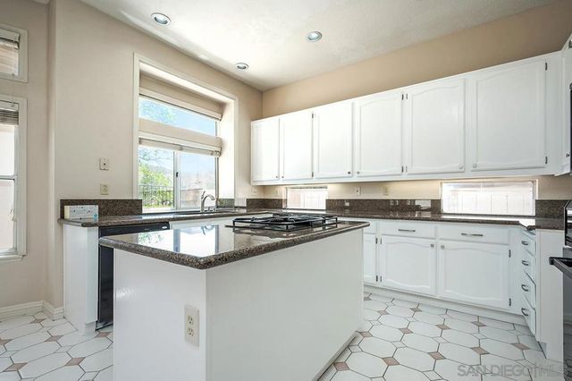 11718 Windcrest Ln, San Diego, CA 92128