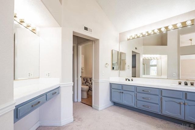 11718 Windcrest Ln, San Diego, CA 92128