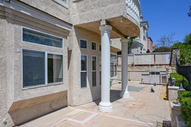 11718 Windcrest Ln, San Diego, CA 92128