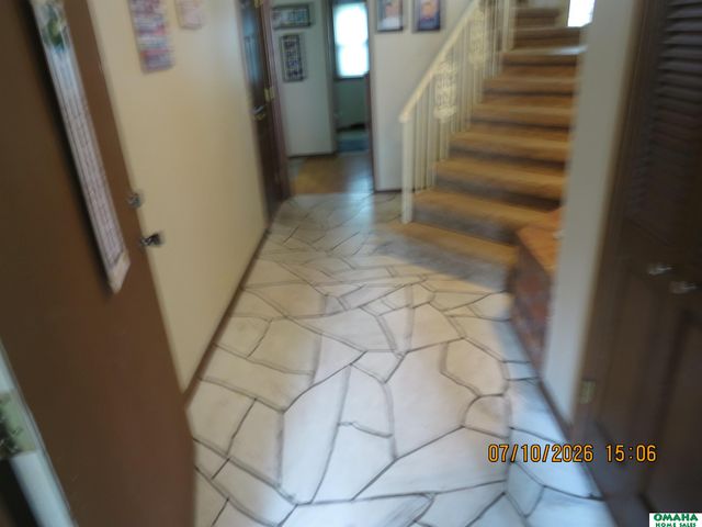 12228 Deer Hollow Drive, Omaha, NE 68154