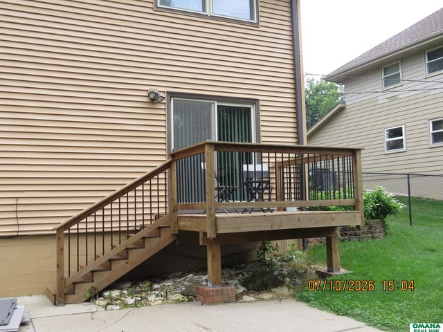 12228 Deer Hollow Drive, Omaha, NE 68154