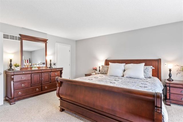 1206 Pinecrest Lane, New Richmond, WI 54017