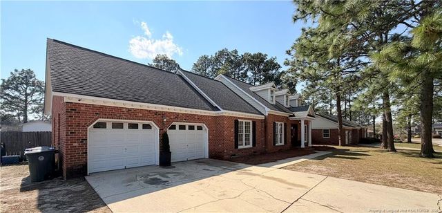 2106 Clinchfield Drive, Fayetteville, NC 28304