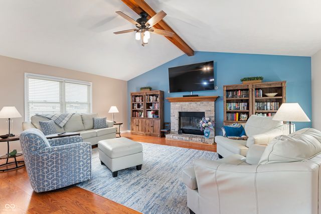 9500 W Thurston Court, Yorktown, IN 47396