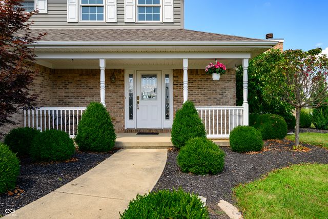 9500 W Thurston Court, Yorktown, IN 47396