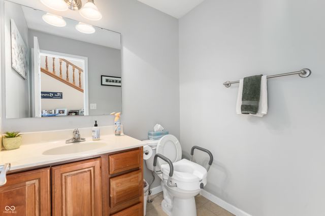 9500 W Thurston Court, Yorktown, IN 47396