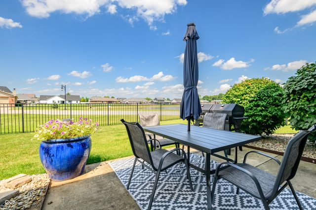 9500 W Thurston Court, Yorktown, IN 47396